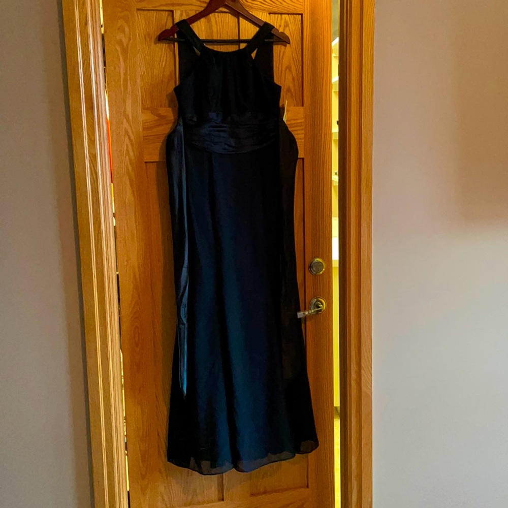Brand new bridesmaid dress size 4